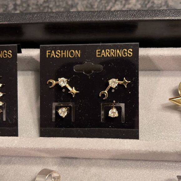 Lot of Baublebar & other earrings, star pin and several crawler earrings - Picture 3 of 7